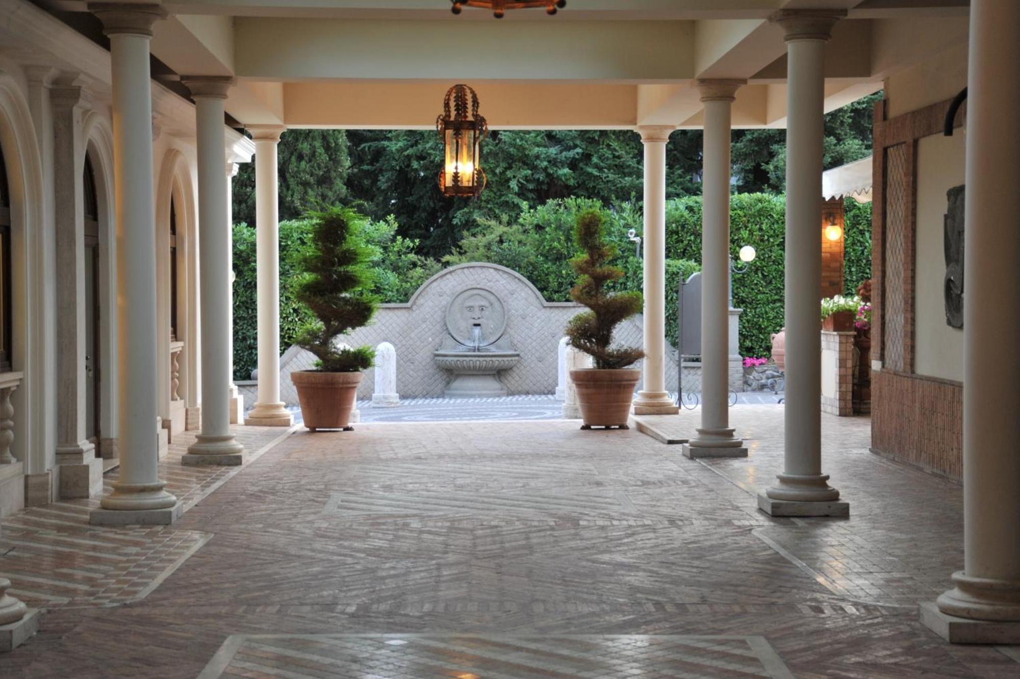 Park Hotel Villaferrata غروتافراتا المظهر الخارجي الصورة