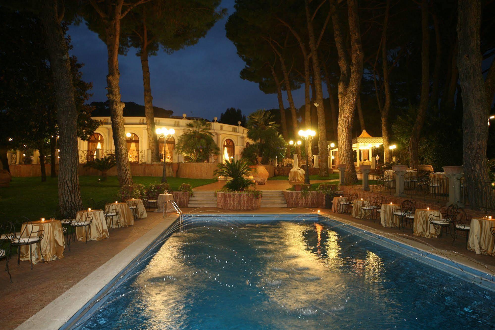 Park Hotel Villaferrata غروتافراتا المظهر الخارجي الصورة